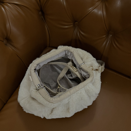 Krem Peluş Clutch