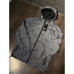 Nike Mevsimlik Mont