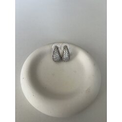 Bottega model taşlı küpe silver