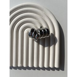 Üç sıra çizgi küpe silver