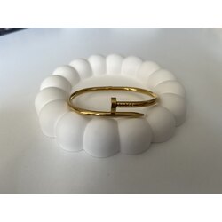 Çivi sembollü paslanmaz çelik kelepçe bileklik gold