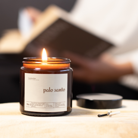 Palo Santo – %100 Doğal, Vegan, Kokulu Soya Mum (100 cc Amber Cam Kavanoz)