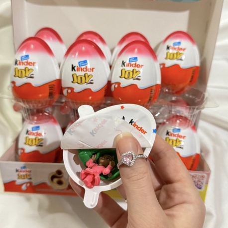 İçersinden Kalp Yüzük Çıkan Tekli Kinder Yumurta 