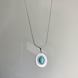 Çelik Yeşil Vintage Kolye