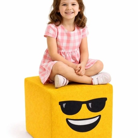 Emoji Puf Koltuk 50x50 cm – Sevimli, Konforlu ve Dekoratif Tasarım