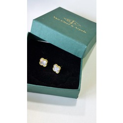 van cleef küpe white 