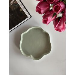 porcelain tableware
