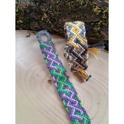 Friendship bracelet 2