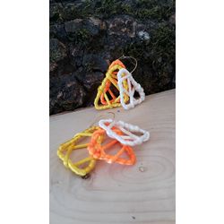 Tri-colors earing