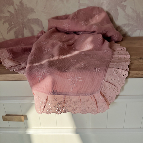 Pembe fisto battaniye