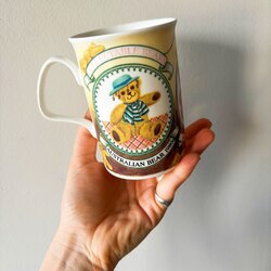 1999 English Porcelain “Collectible Bears” Mug 