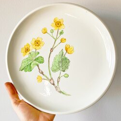 1984 Hand Painted Botanical Flower Wall Plate 