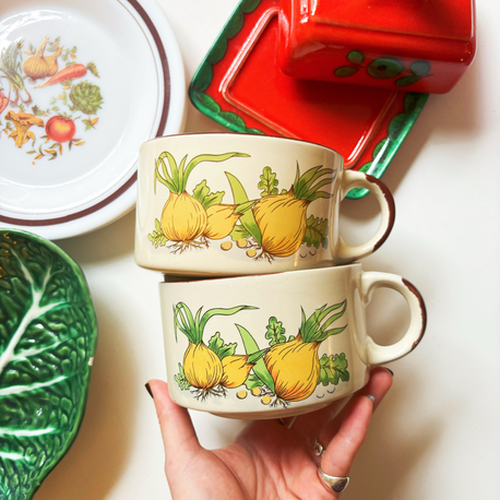 70’s Onion Soup Mugs 