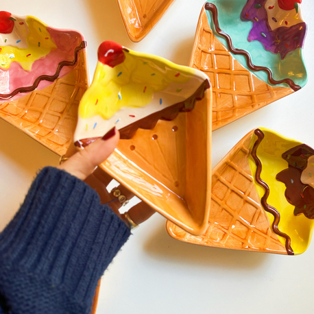 Ceramic Cupcake Plates (20 cm)