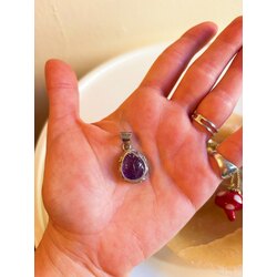 Amethyst Leaf Silver Necklace 