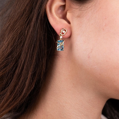 blue topaz küpe 