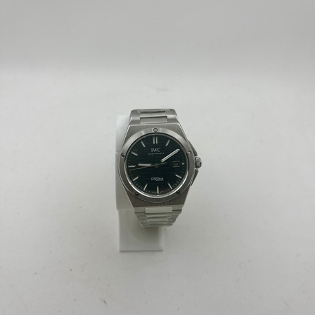 IWC Siyah