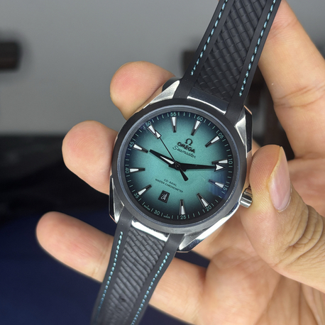 Omega Aquaterra