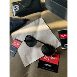 Ray-Ban Ferrari (gold çerçeve)