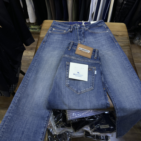 BURBERY KOT PANTOLON 
