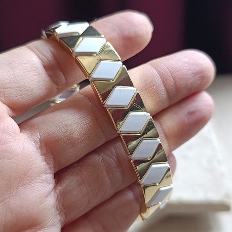 Beyaz Baklava Desenli Gold Lastikli Seramik Bileklik