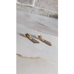 Marka Model Özel Seri Zirkon Taşlı Çubuk Model Küpe