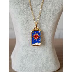 Kırmızı Güneş Mineli Çelik Tarot Kolye