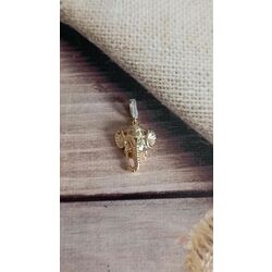 Fil Charm