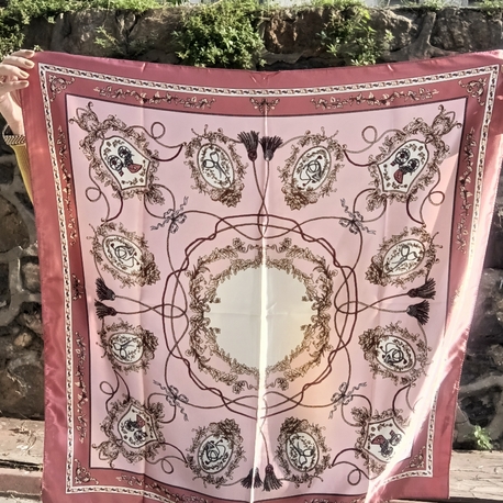 Pudra Pembe Çiçek Desenli Fular
