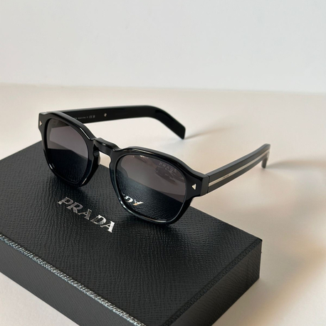 PRADA VIP 3490