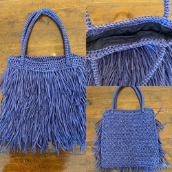 Lacivert püsküllü raffia çanta. 