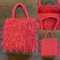 kırmızı püsküllü raffia omuz çantası