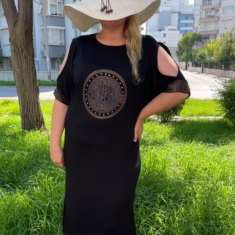 Siyah Kolları Pencereli Viskon Elbise