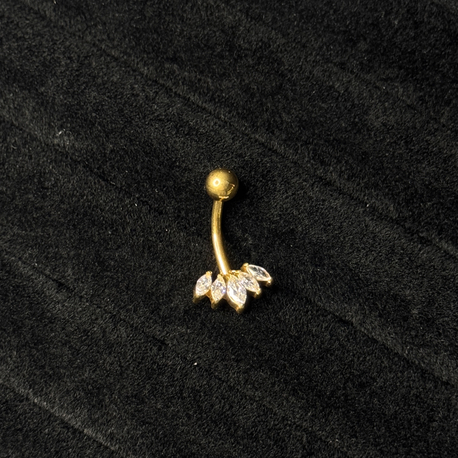 Göbek piercing