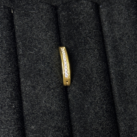 Göbek piercing 
