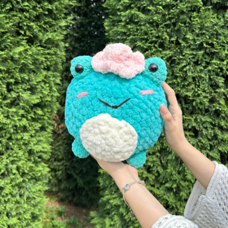 Pembe Şapkalı Kurbağa Amigurumi