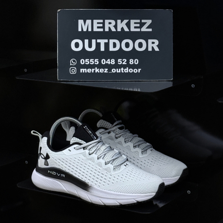 UNDER ARMOUR HOVR TURBULENCE 