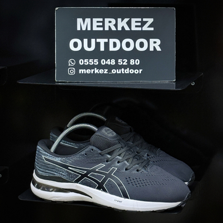 ASICS GEL-KAYANO 28 