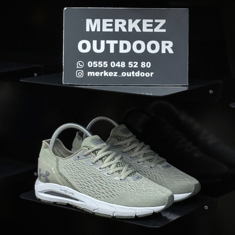 UNDER ARMOUR HOVR SONİC 3
