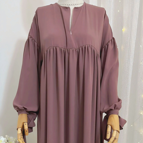 Gül Kurusu Manşetli Abaya