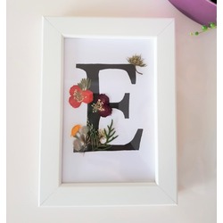 Tekli isim çerçevemiz 13x18 cm ahşap pvc kaplamadır.