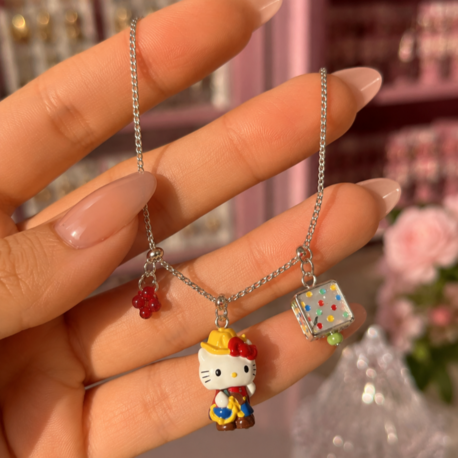 Hello Kitty Charmlı Kolye