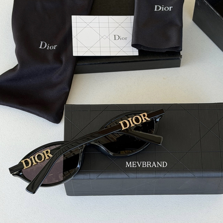 Dior Gözlük Siyah Taşlı 