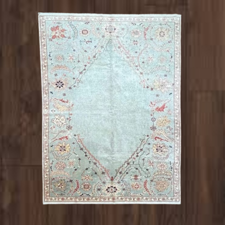 Uşak 245 x 206 El Dokuma Halı 