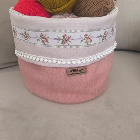 Romantik Güllü ve Ponpon Detaylı Çok Amaçlı Kumaş Düzenleyici Sepet

