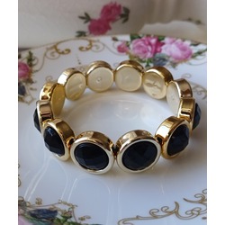 Siyah taşlı gold bilezik