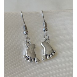 Bebek ayağı küpe