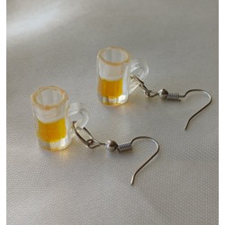Bira bardağı küpe