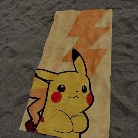 Pikachu Plaj Havlusu 