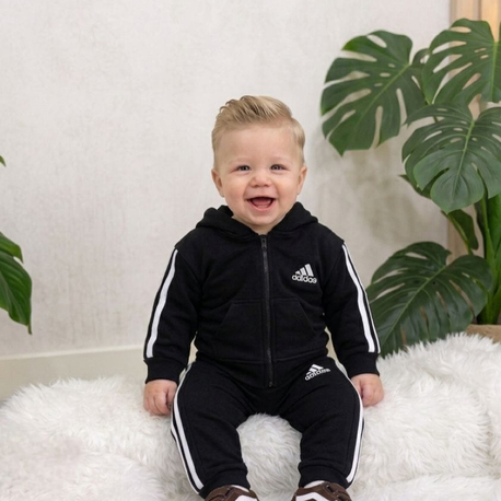 Kapüşonlu Adidas Eşofman Takımı